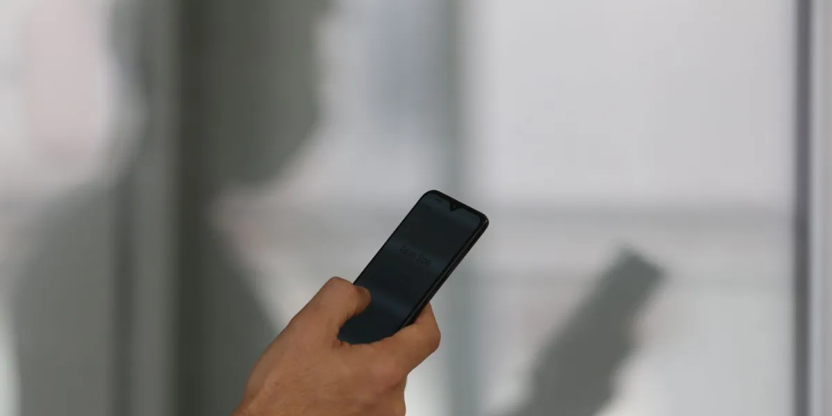 Brasil registra mais de 830 mil celulares roubados e furtados em 2025 - Rádio Clube de Canoinhas