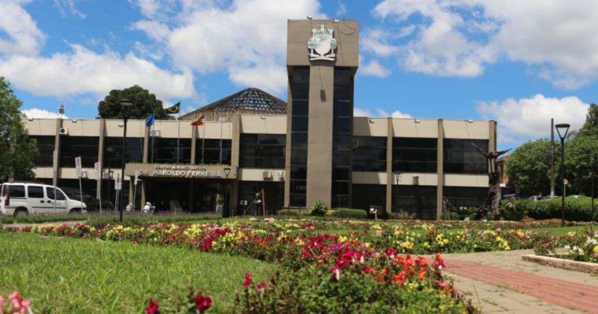 MPSC aponta nepotismo e pede exoneração da esposa de secretário em Canoinhas