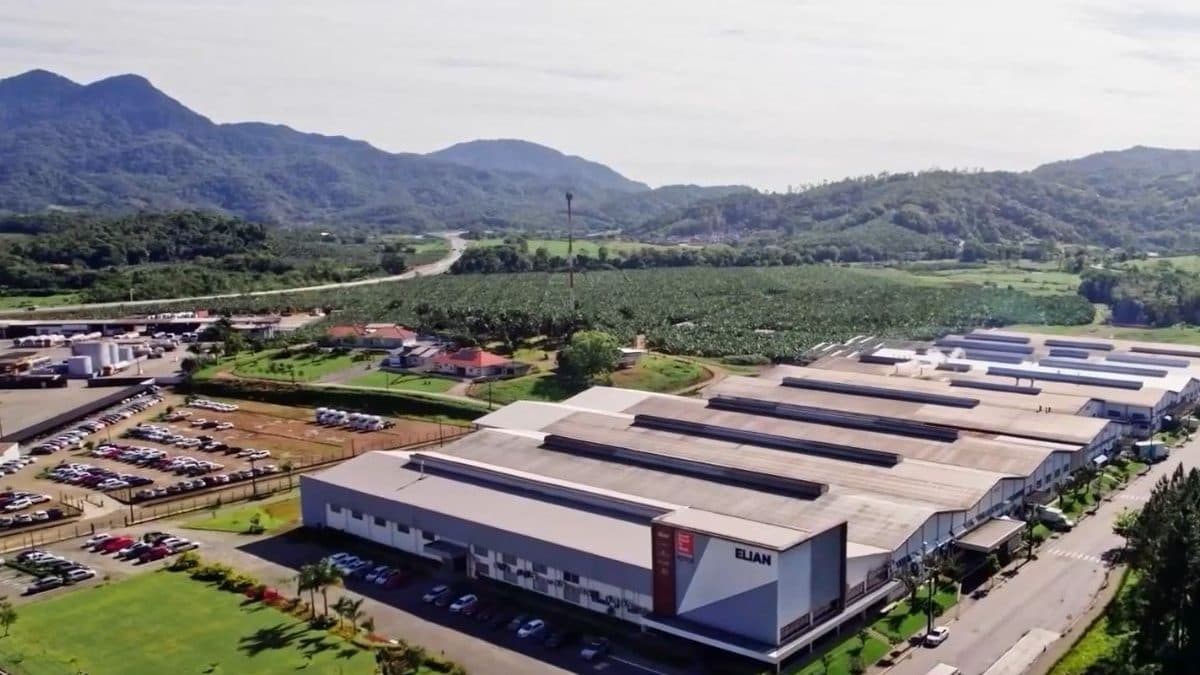 Grupo Elian inaugura fábrica em Canoinhas e projeta 200 novos empregos diretos